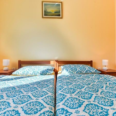 Apartments Dakovic Pakoštane Zewnętrze zdjęcie